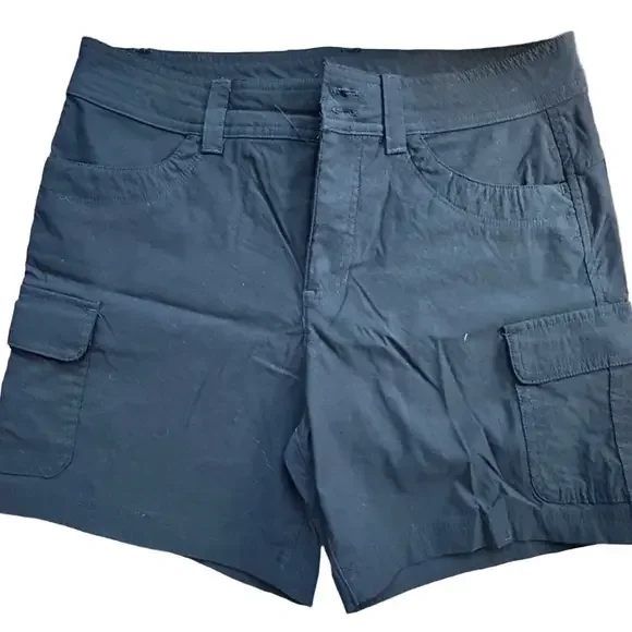 NWOT Eddie Bauer Black Cargo Shorts - Picture 1 of 4